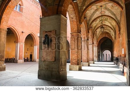 Cremona, Italy - Circa September 2018. View Of Cremona City Hall In Sunny Day.