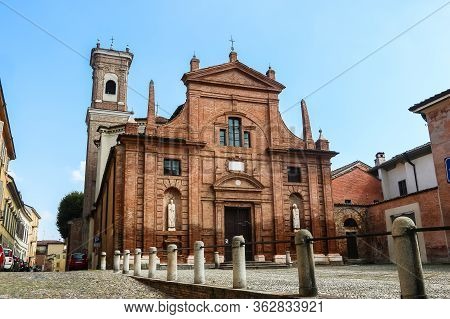 Cremona, Italy - Circa September 2018. Beautiful Architecture Of Catholic Church (chiesa Dei Santi O