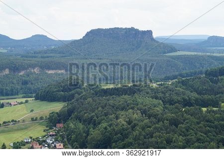 Bastai Lilienstein. Mountain View Lilienstein.bastei Is A Sandstone Formation With An Observation De