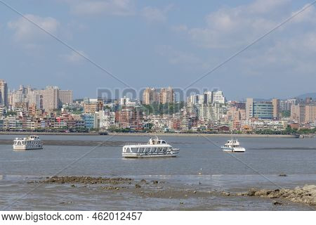 New taipei, Taiwan 08 September 2022: Low tide of the tamshui river in Taiwan Bail