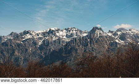 Panoramic View Of The Central Massif Of The Picos De Europa National Park, Spain. Landscape Of Snowy