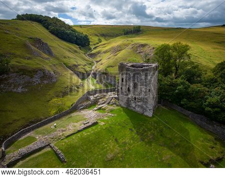 Peveril Castle In The Peak District National Park - Travel Photography