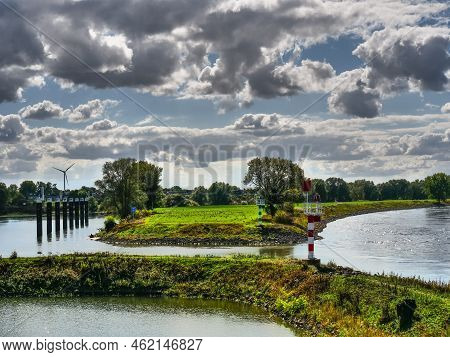the city of Doesburg at the ijssel river