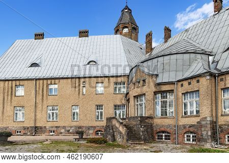 Estonia, Taagepera, August, 2022: Castle Spa Wagenkull Is The Impressive Art Nouveau Castle In Taage
