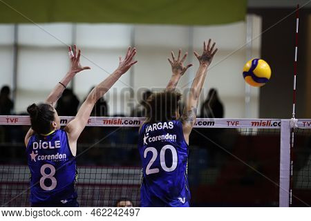 Istanbul, Turkey - February 20, 2022: Dicle Nur Babat And Melissa Vargas In Action During Fenerbahce