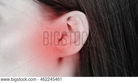 Tinnitus. Profile Of Sick Woman Having Ear Pain, Monochrome Photo With Red Spot, Closeup Shot, Panor