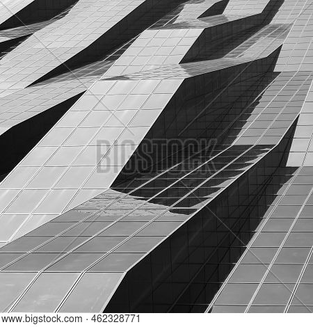 Vienna, Austria - September 8, 2022: Dc Tower In Vienna, Black And White, Reflections, Sunny Day In 
