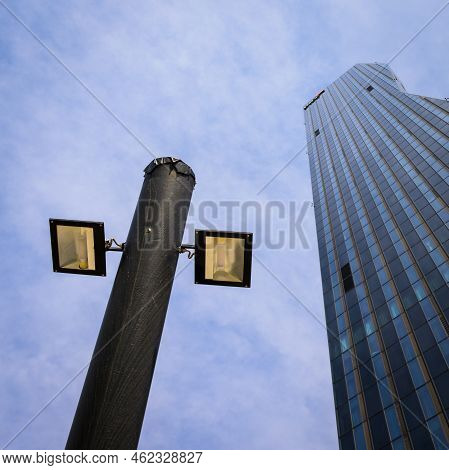 Vienna, Austria - September 8, 2022: Dc Tower In Vienna, Lamppost, Sunny Day In Autumn