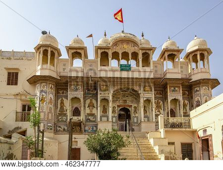 Raghunath Temple In Mount Abu, Famous Temples In Mount Abu