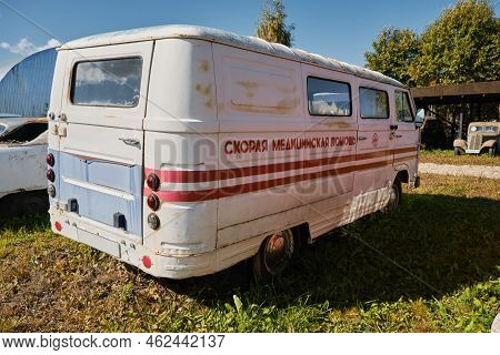 Russia, Moscow - September 2022. Old Bus Former Ambulance. Service Transport Of 20th Century. Rusty 