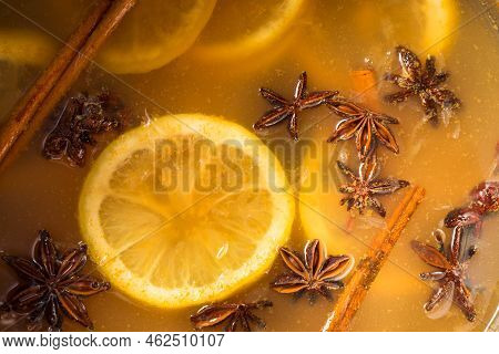 Homemade Wassail Mulled Apple Cider