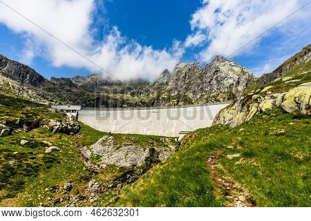 2022 06 04 Lagorai Dam And Granite Peaks