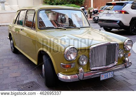 Monte Carlo, Monaco - 09 27 2022 : Vanden Plas Princess 1300 Logo Brand And Text Sign On Vintage Car