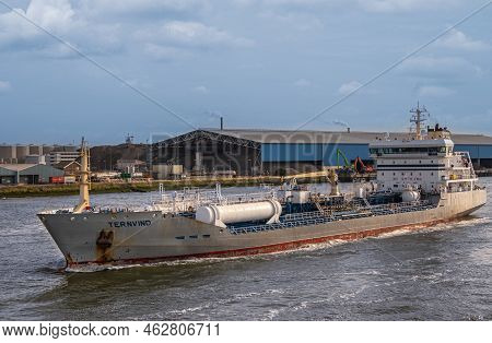 Rotterdam, Netherlands - July 11, 2022: Closeup Of Gray-red Ternvind Oil Tanker Danish Ship Coming I