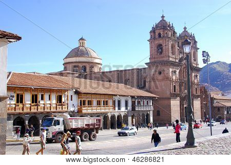 Iglesia La Compana de Jesus-Cusco-Peru