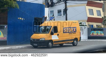 Courier Delivery Service