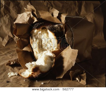Pane strappato In carta marrone