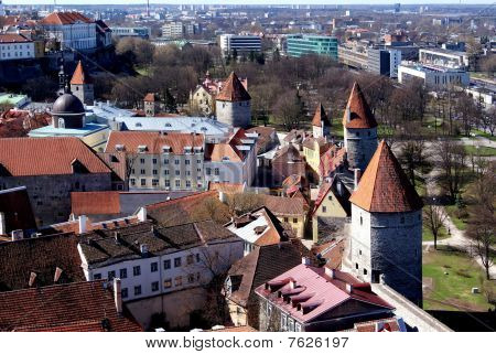 Tallinn, tårne og mure af gamle by