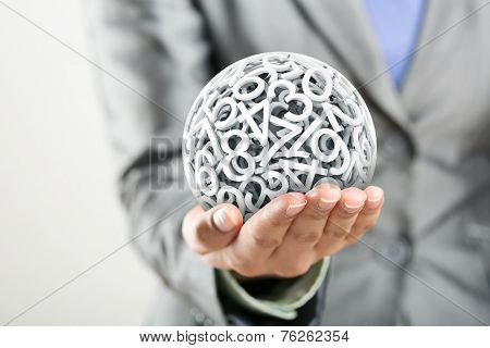 Numbers forming a sphere on the women's hand