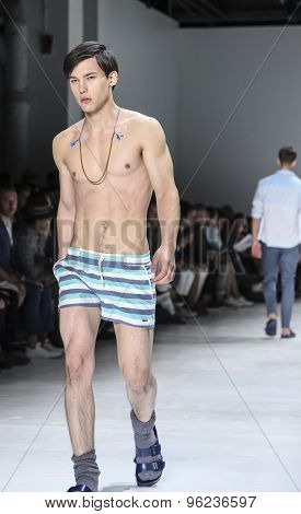 Parke & Ronen