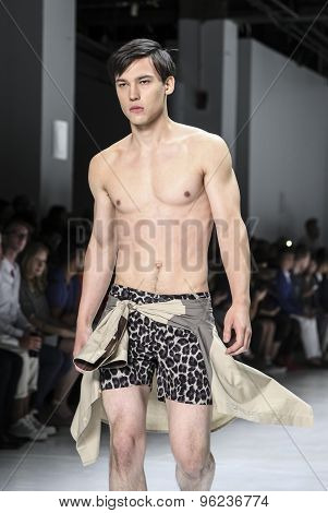 Parke & Ronen