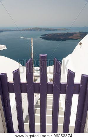 Gate