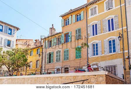 Walk In Panier Neighborhood