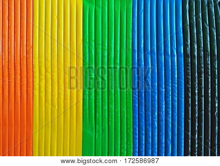 Plasticine, a man-made materials to replace clay, clay can be more easily maintained, and used many times. Sculpture, forming various Children practice skills, art