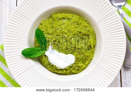 Green Pease Puree Pudding With Spinach And Spices