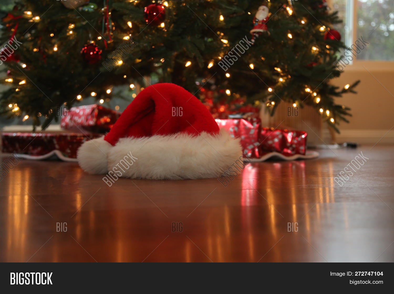 Santa Hat. Santa Claus Image \u0026 Photo 