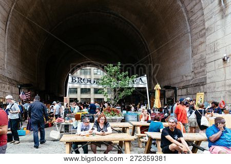 New York City, Usa - June 24, 2018: Brooklyn Flea Market In Dumbo. It Includes Vendors Of Furniture,