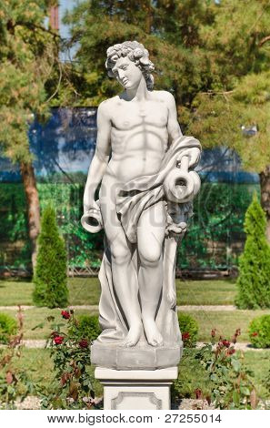 Estatua antigua - Dios de la vitivinicultura de Bacchus