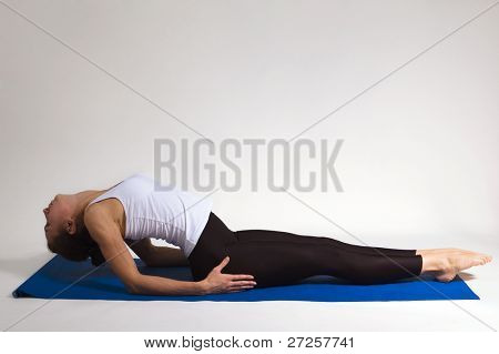 Set von jungen attraktiven Yoga Girl Übung zu tun. 33 von 116