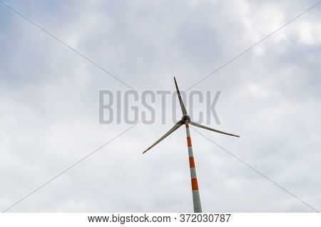 Power Production From Windmill Or Wind Turbines In Gujarat