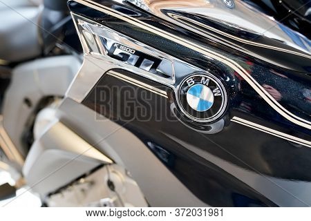 Bordeaux , Aquitaine / France - 02 15 2020 : Bmw Gtl K1600 Motorcycle Tank Logo Sign On New Modern M