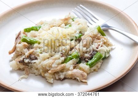 Czech risotto with chicken meat and green beans