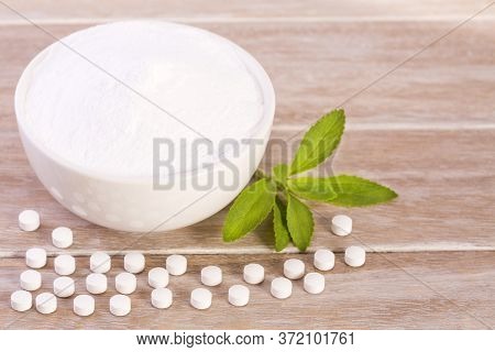 Sweetener Made Of Stevia In The Bottom Of Wood - Stevia Rebaudiana
