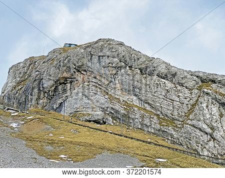 Alpine Peak Of Esel In The Swiss Mountain Range Of Pilatus And In The Emmental Alps, Alpnach - Canto