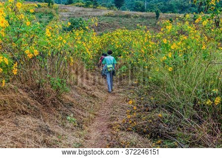 Hsipaw, Myanmar - December 1, 2016: Participants Of A Guided Hike Around Hsipaw, Myanmar