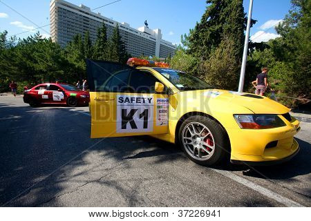 Coche de seguridad en el IRC PRIME Yalta Rally 2012