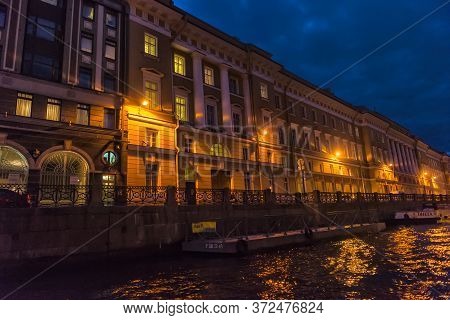 Russia, St. Petersburg, 16,08,2017 Embankment Of The River Moika In The Evening