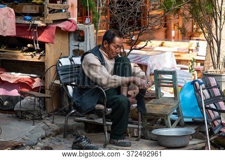 February 2019. Shaxi. Daily Life Scenes. Halfway Between Dali And Lijiang, Between The Fields And Mo