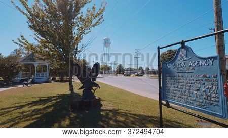 Sign Sac And Fox Agency Oklahoma At Route66 - Oklahoma City-oklahoma - October 21, 2017