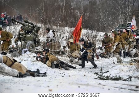 Leningrad Region, Russia - January 22, 2012: The German Gunners During The Second World War To Occup