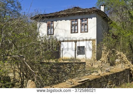 Staro Stefanovo, Bulgaria - April 9, 2014: Typical Houses At Historical Village Of Staro Stefanovo, 