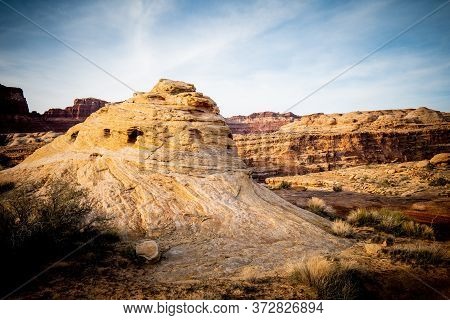 Beautiful Landscape At Cayonlands National Park - Travel Photography