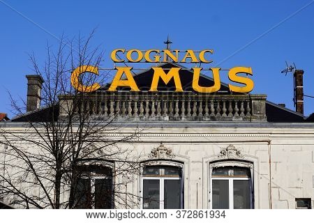 Cognac , Aquitaine / France - 12 04 2019 : Camus Cognac Sign Logo Brand In City Center Building Char