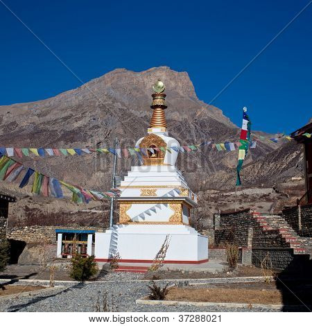 Monastero e gompa buddista