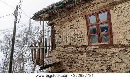 Hizan, Bitlis, Turkey - February 2020: Stone Houses Of A Villahe In Hizan Province In Winter, Easter