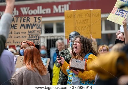 Richmond, North Yorkshire, Uk - June 14, 2020: A Female Protester Shouting At A Black Lives Matter P